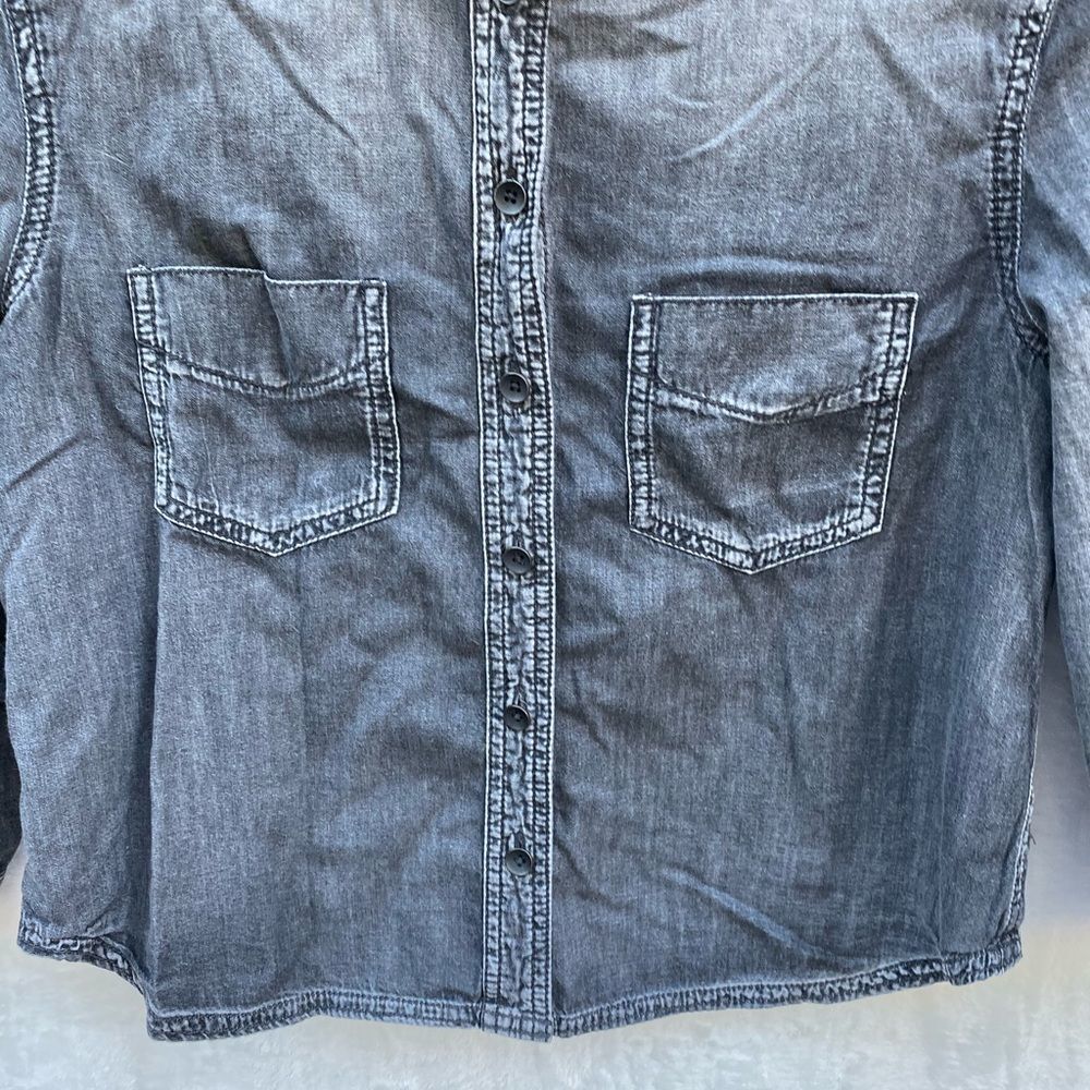 BDG Girls Small Chambray Shirt - Picture 3 of 8